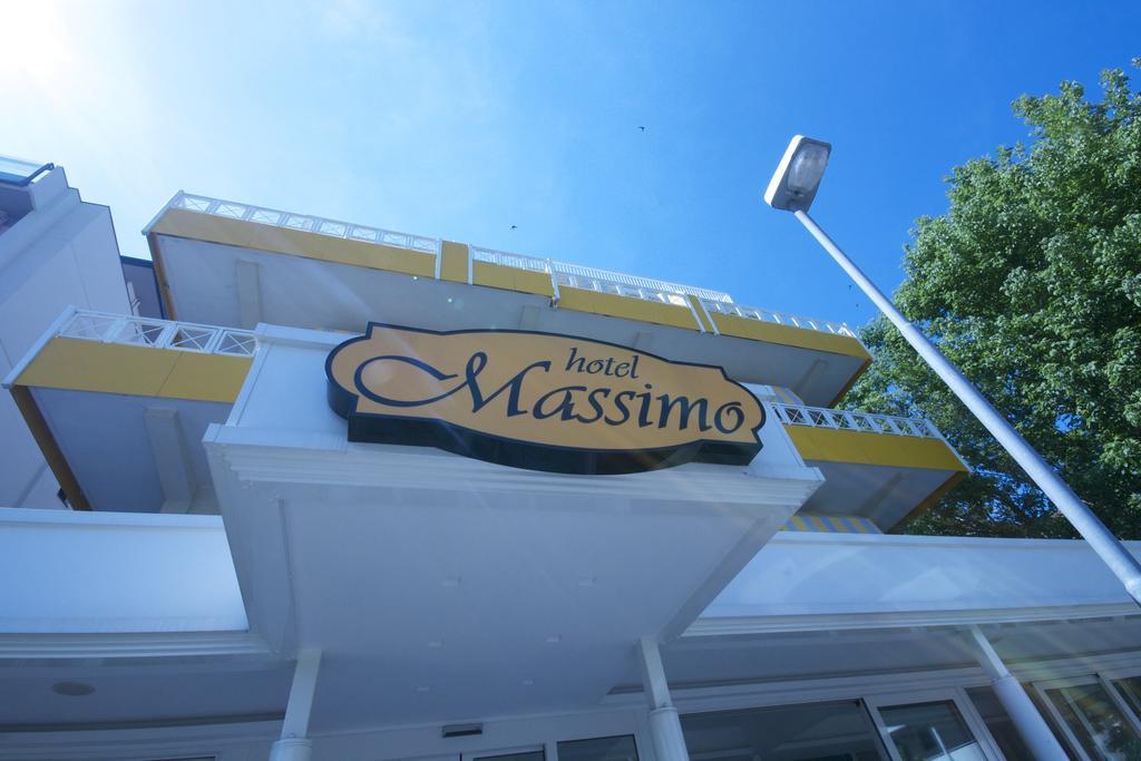 Hotel Massimo Riccione Exterior foto